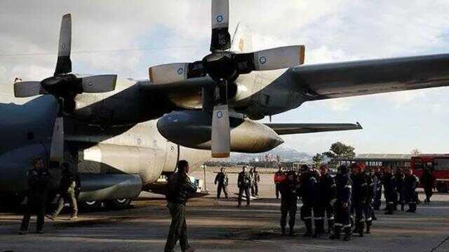 Yunanistan Türkiye'ye yardımlarına devam ediyor! 5 uçak insani yardım malzemesi getirecek