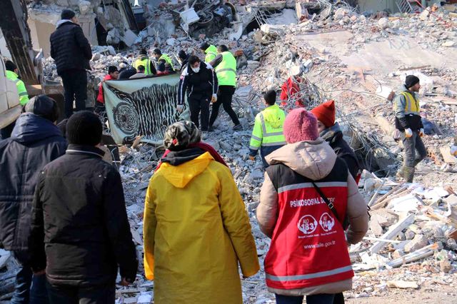 Depremin 5.'inci gününde Kahramanmaraş havadan görüntülendi Depremin 5.'inci gününde Kahramanmaraş havadan görüntülendi