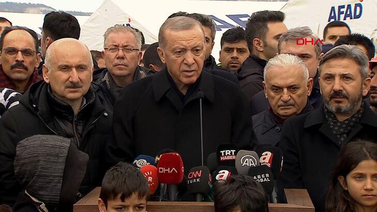 Depremde ölü sayısı kaç oldu? Deprem bölgesinde son durum ne?