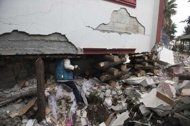 Son Dakika: 10 ili vuran depremde hayatını kaybedenlerin sayısı 29 bin 605'e yükseldi