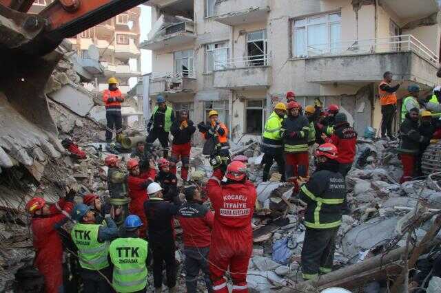 Son Dakika: Depremin 158. saatinde bir mucize daha! Hatay'da 63 yaşındaki Hafsa Dağcı, enkaz altından sağ kurtarıldı