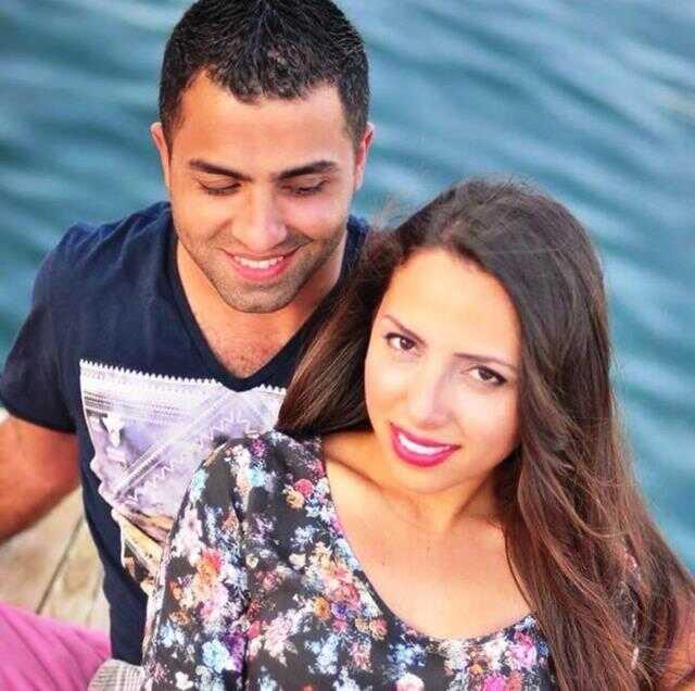 Antalya'da uzaklaştırması olan koca, iş çıkışı eşini bıçaklayarak öldürdü