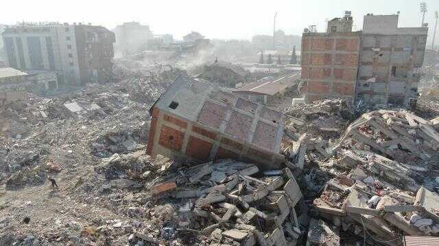 Depremin merkez üssü Kahramanmaraş'ta son durum böyle! Şehir koskoca enkaz yığını
