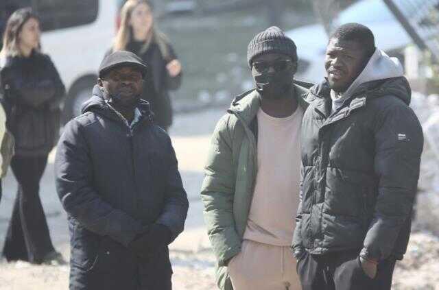 Hataysporlu Atsu'dan haber yok! Gana'dan gelen ailesi, enkazdaki çalışmaları endişeyle izliyor