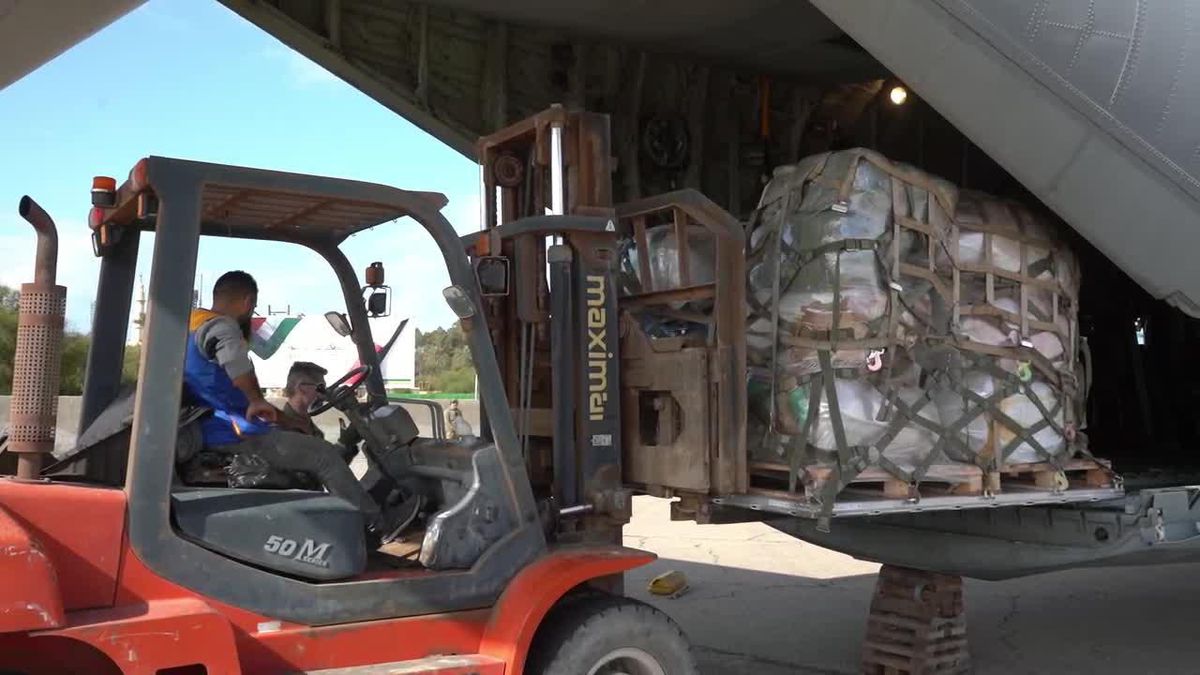Libya, Türkiye ve Suriye'ye 2 Uçak Dolusu Yardım Gönderdi