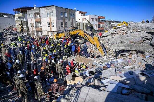 Kahramanmaraş merkezli depremlerden etkilenen ilçelerdeki ilk hasar tespit verileri açıklandı