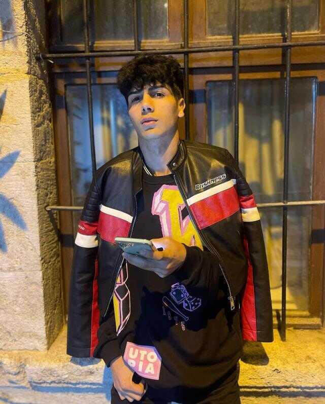 Taha Duymaz'ın vefat haberi gizleniyor mu? Enkaz başında bekleyen abla isyan etti: Boş konuşan klavye delikanlıları