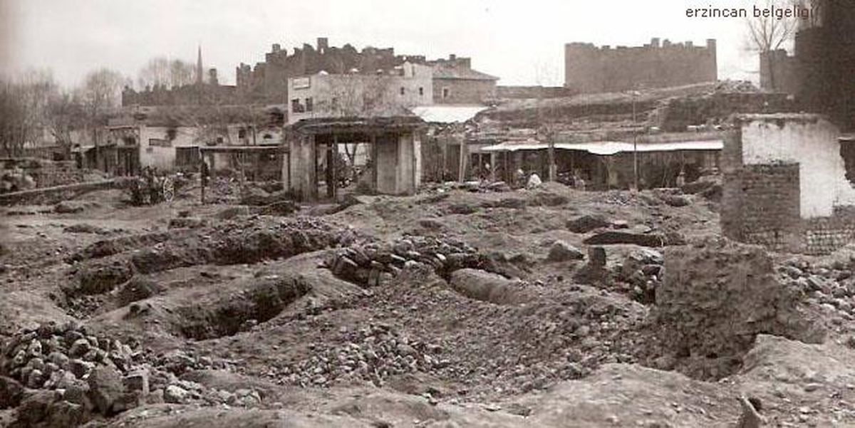 1939 Erzincan depreminde kaç kişi öldü? 1939 Erzincan depreminde kaç bina yıkıldı? 1939 Erzincan depremi ne zaman, kaç şiddetinde oldu?