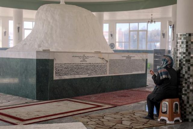 Hatay'da Hz. Hızır ve Hz. Musa'nın buluştuğu yer olarak anılan Hz. Hızır Türbesi, depremden zarar görmedi