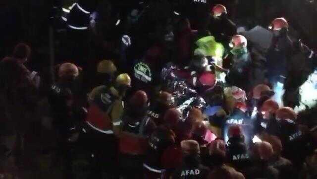 Ailesi mezarını kazmış bekliyordu! 11. günde enkazdan çıkarılan Neslihan, büyük bir tesadüf eseri yıkıntıda fark edilmiş Ailesi mezarını kazmış bekliyordu! 11. günde enkazdan çıkarılan Neslihan, büyük bir tesadüf eseri yıkıntıda fark edilmiş