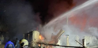 Bolu'da köyde yangın; 5 ev yandı