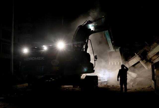 Son Dakika: Hatay'da 6.4 ve 5.8 şiddetinde iki büyük deprem! Yıkım ve can kaybı var Son Dakika: Hatay'da 6.4 ve 5.8 şiddetinde iki büyük deprem! Yıkım ve can kaybı var