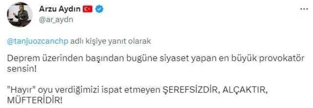 AK Partili meclis üyesinin su şişesi fırlattığı Tanju Özcan: İşte partiden ihraç olmama sebep olan provokatör AK Partili meclis üyesinin su şişesi fırlattığı Tanju Özcan: İşte partiden ihraç olmama sebep olan provokatör
