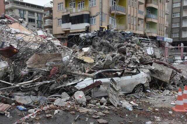 Kararname Resmi Gazete'de! Deprem bölgesinde işten çıkarma yasaklandı