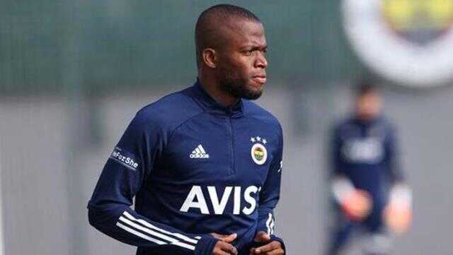Enner Valencia gidiyor mu? Valencia Internacional'e mi gidiyor? Valencia FB'den ayrılacak mı? Enner Valencia gidiyor mu? Valencia Internacional'e mi gidiyor? Valencia FB'den ayrılacak mı?