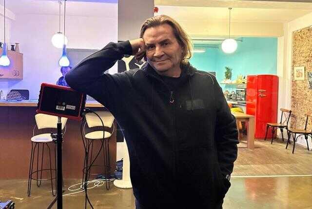 Ünlü isimlerden 'Bir Kira Bir Yuva' kampanyasına destek! İşte yapılan bağışlar Ünlü isimlerden 'Bir Kira Bir Yuva' kampanyasına destek! İşte yapılan bağışlar