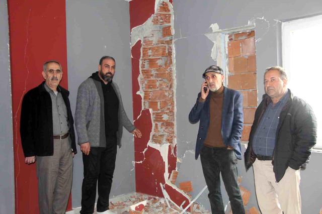 Deprem sonrası binasını kontrol ettirdi, kolonların tuğladan yapıldığı ortaya çıktı
