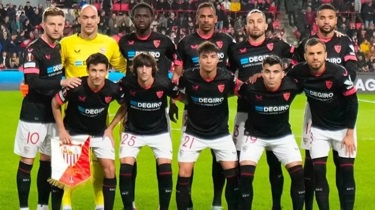 Sevilla kadrosunda kimler var? Sevilla kadrosunda hangi futbolcular, oyuncular var? İşte Fenerbahçe'nin rakibi Sevilla'nın kadrosu!