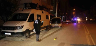 Eskişehir'de silahlı kavga: 1'i ağır 2 yaralı