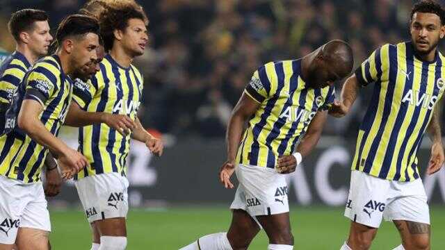 Gol makinesi Enner Valencia, tarihe geçti