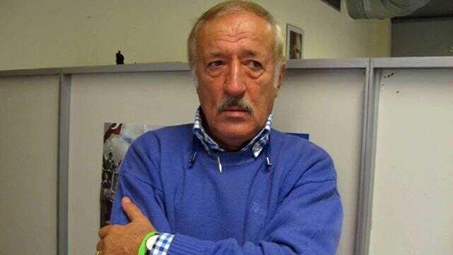 Fenerbahçe'nin efsane futbolcusu Ziya Şengül yaşamını yitirdi Fenerbahçe'nin efsane futbolcusu Ziya Şengül yaşamını yitirdi