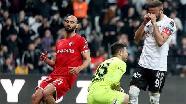 Ayrılık haberini Şenol Güneş verdi! Hem N'Koudou hem Dele Alli takımdan gidiyor Ayrılık haberini Şenol Güneş verdi! Hem N'Koudou hem Dele Alli takımdan gidiyor