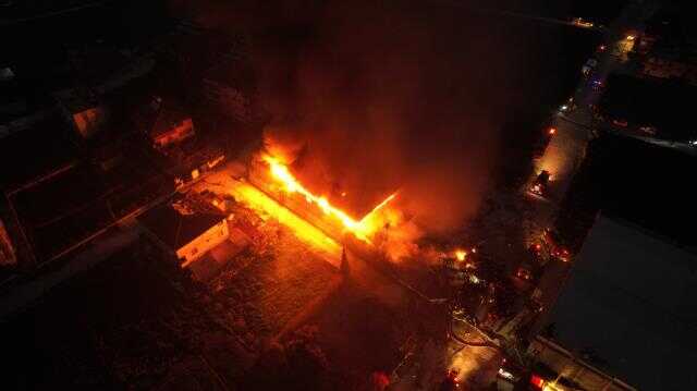 Hatay'da bir fabrikada çıkan yangın kontrol altına alındı