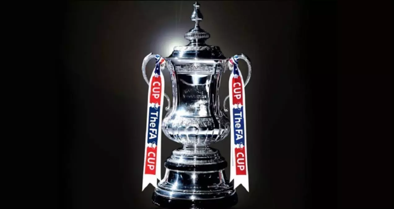 Fulham - Leeds United maçı ne zaman, saat kaçta, hangi kanalda? Fulham - Leeds United maçı nerede oynanıyor, maçın yayını var mı?