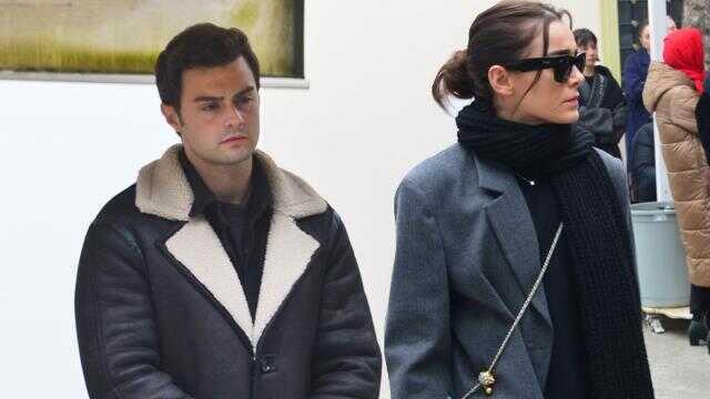 Babaya son veda' Oyuncu Helin Kandemir cenaze töreninde gözyaşlarına boğuldu Babaya son veda' Oyuncu Helin Kandemir cenaze töreninde gözyaşlarına boğuldu