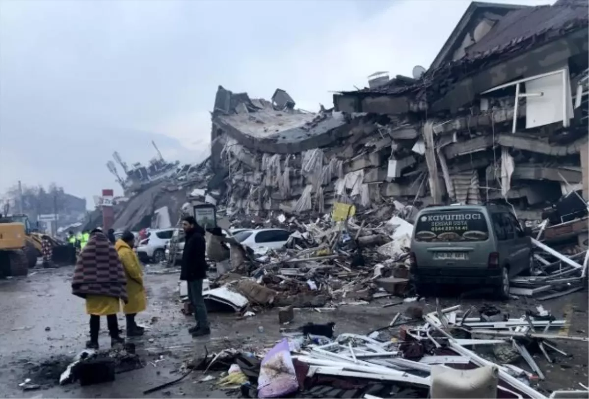 Deprem bölgesinde ölü ve yaralı sayısı kaç oldu? Deprem bölgesinde kaç bina yıkıldı?