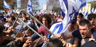 İsrail'de yargı reformu protestosunda polisten göstericilere sert müdahale