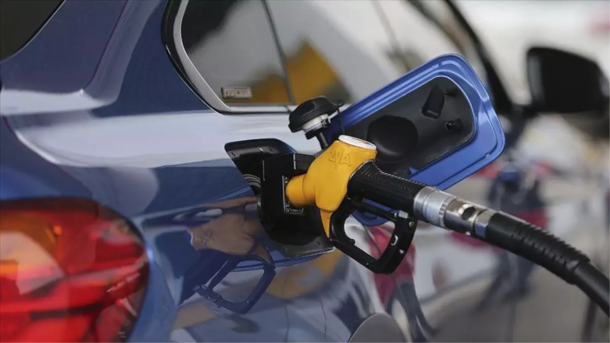 İstanbul, Ankara ve İzmir'de Motorin ve akaryakıt fiyatları ne kadar oldu? Akaryakıt fiyatları nasıl bereleniyor?