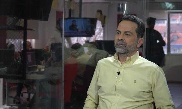 Nasuh Mahruki, dağcılık yaparken yaşadığı korkunç olayı anlattı: Parmaklarım dondu, günlerce yürüyemedim Nasuh Mahruki, dağcılık yaparken yaşadığı korkunç olayı anlattı: Parmaklarım dondu, günlerce yürüyemedim