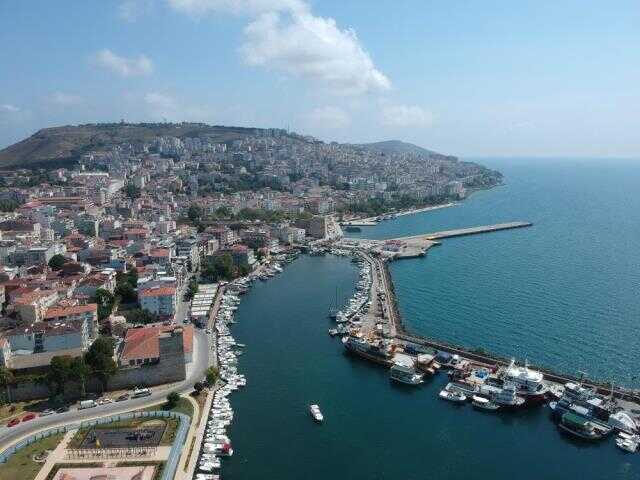 Cazibesi her gün artıyor! Deprem bölgesinden kaçanlar fay hattı bulunmayan Sinop'u tercih ediyor