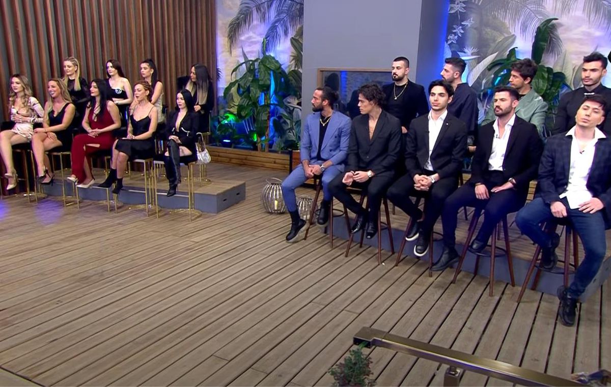 Kısmetse Olur son bölüm İZLE! Kısmetse Olur: Aşkın Gücü 63. bölüm izle! Kısmetse Olur: Aşkın Gücü son bölüm neler oldu?