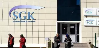 SGK hafta sonu açık mı? SGK çalışma saatleri neler? E-devletten EYT başvurusu nasıl yapılır?