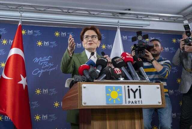 Son Dakika! İYİ Parti Genel Başkanı Meral Akşener: İYİ Parti kıskaca alınmıştır, buna boyun eğmeyiz