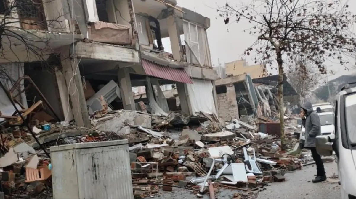 Yardım malzemelerini deprem bölgesinden Tekirdağ'daki evine götüren emniyet personeli açığa alındı