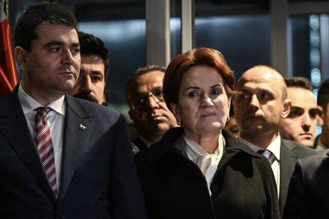 Akşener'e canlı yayında yüzünün asık olduğu anlar soruldu: Tuhaf bir ışık gelmiş