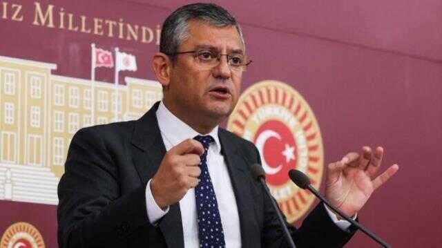 CHP'li Özel'den HDP'nin 'Kılıçdaroğlu'nu genel merkezimize bekliyoruz' davetine yanıt CHP'li Özel'den HDP'nin 'Kılıçdaroğlu'nu genel merkezimize bekliyoruz' davetine yanıt