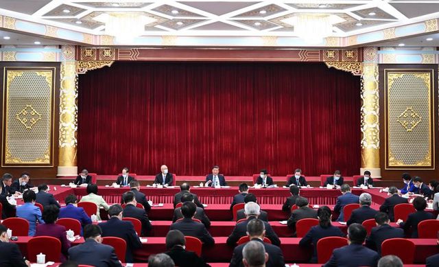 Xi, Ulusal Siyasi Danışmanları Ziyaret Etti
