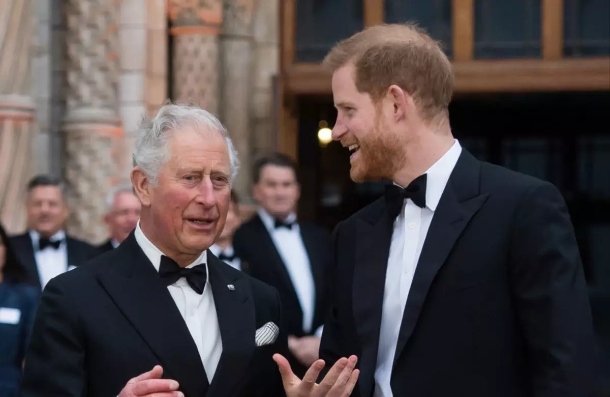 Kral Charles Prens Harry ve Meghan Markle'ı taç giyme törenine davet etti