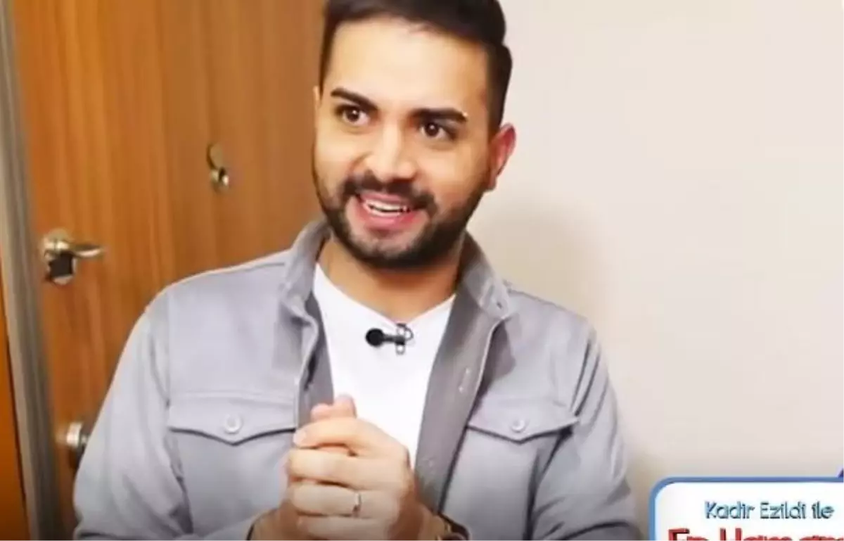 Kadir Ezildi evlendi mi? Kadir Ezildi parmağında neden yüzük var?