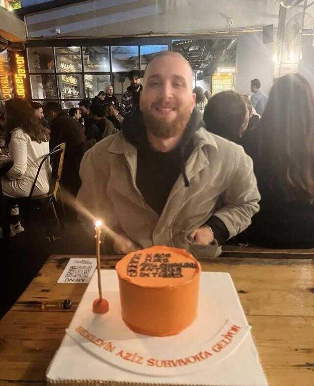 Survivor Aziz kimdir, nereli? Survivor Aziz İnstagram hesabı! Aziz Ozan mesleği nedir? Survivor Aziz kimdir, nereli? Survivor Aziz İnstagram hesabı! Aziz Ozan mesleği nedir?