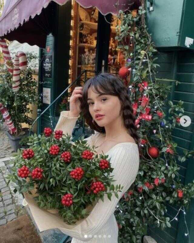 Adım Farah Gönül kimdir, kim canlandırıyor? Adım Farah Gönül Koşaner gerçekte kimdir? Derya Pınar Ak kimdir, kaç yaşında, nereli? Adım Farah Gönül kimdir, kim canlandırıyor? Adım Farah Gönül Koşaner gerçekte kimdir? Derya Pınar Ak kimdir, kaç yaşında, nereli?