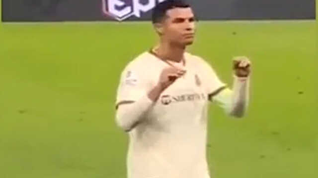Efsane ne hallere düştü! Arap taraftarların tezahüratlarından sonra Ronaldo'dan olay hareketler