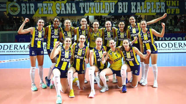 Derbide zafer Fenerbahçe'nin! Sarı-lacivertliler, Galatasaray'a set vermedi