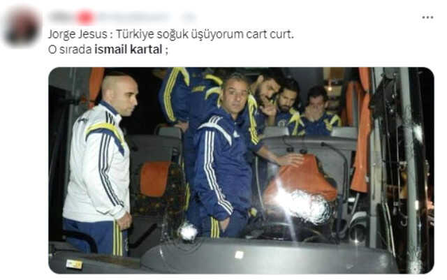 Jesus'un sözleriyle başından aşağı kaynar su dökülen Fenerbahçe taraftarları, aynı paylaşımı yapıyor