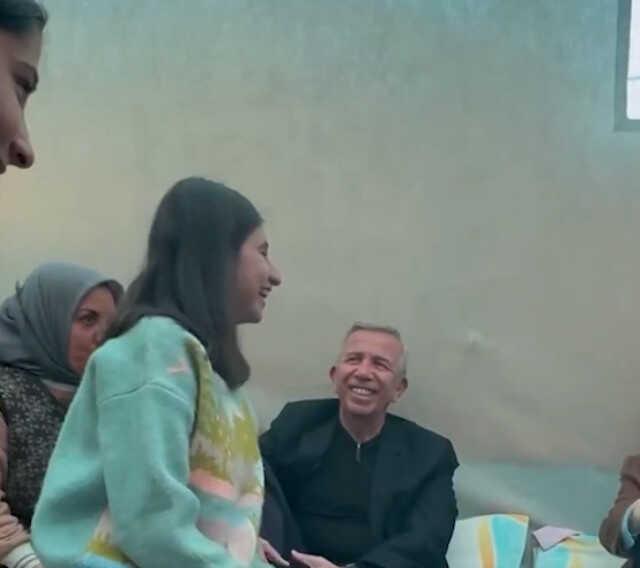 Akşener ve Yavaş, Depremzede Gencin Üniversite Sınavlarına Hazırlanmasına Yardımcı Olacak Akşener ve Yavaş, Depremzede Gencin Üniversite Sınavlarına Hazırlanmasına Yardımcı Olacak