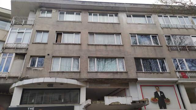 Kolonları patlayan pasajın yöneticisi: 'Ben binada tehlike görmüyorum'